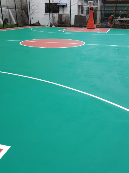 隆尧 球场长期使用易出现地面开裂